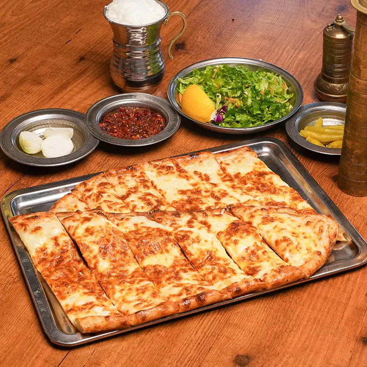 Kaşarlı Pide